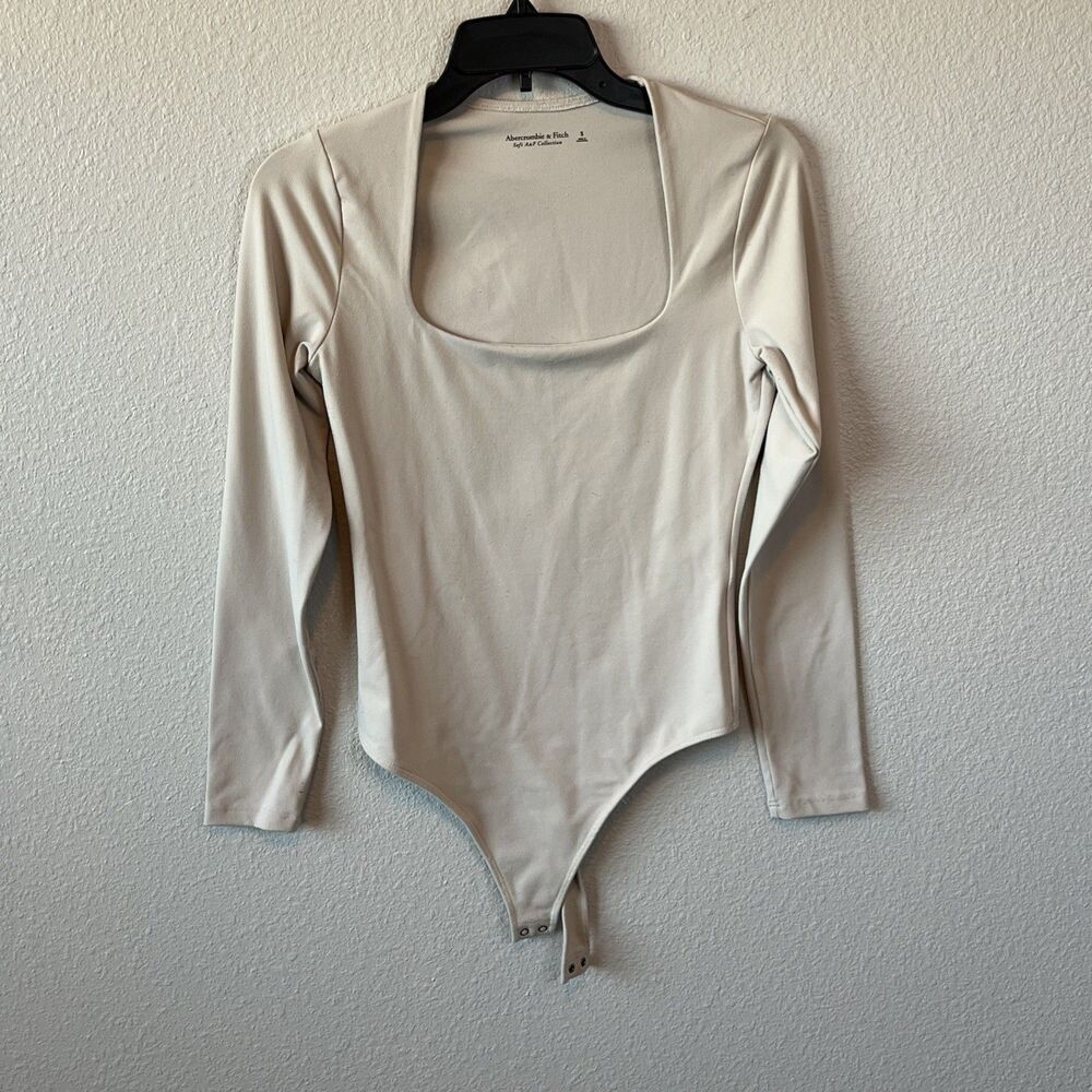 Abercrombie Square Scoopneck Long Sleeve Bodysuit Beige Size Small